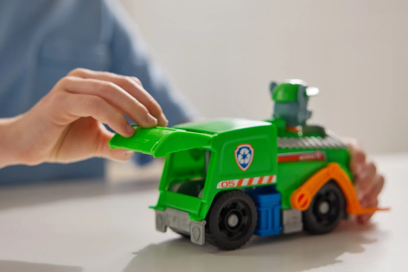 6071153_20148930-10-10